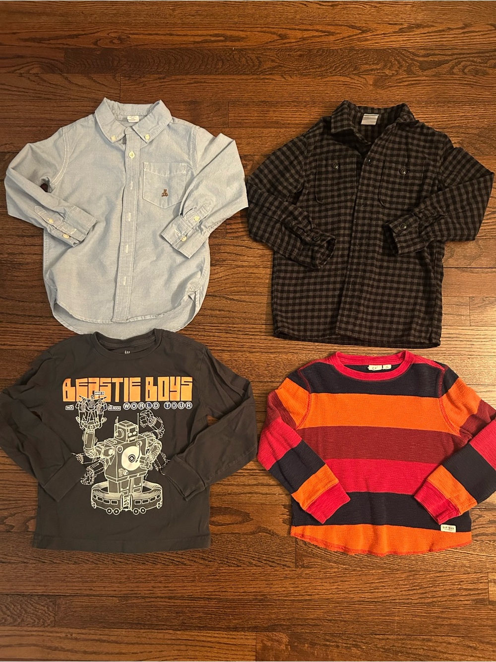 Boys XS 4/5 Gap long sleeved shirt bundle
